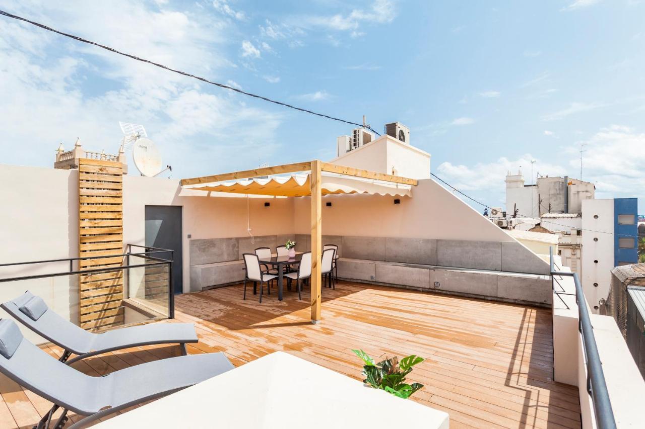 Puerto Beach Suites Valencia Exterior foto